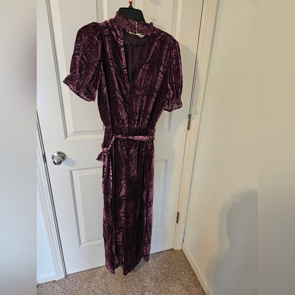 Adelyn Rae Willow Velvet Jumpsuit Plum Purple Open Back Size L - Picture 2 of 4